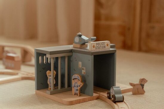 Little Dutch Police Station FSC 2539